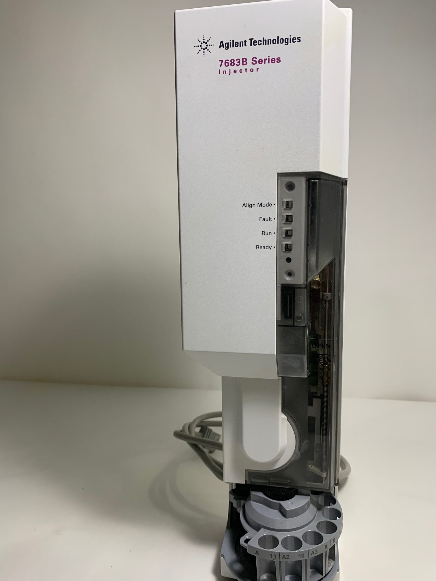 Agilent 7683B autoinjector