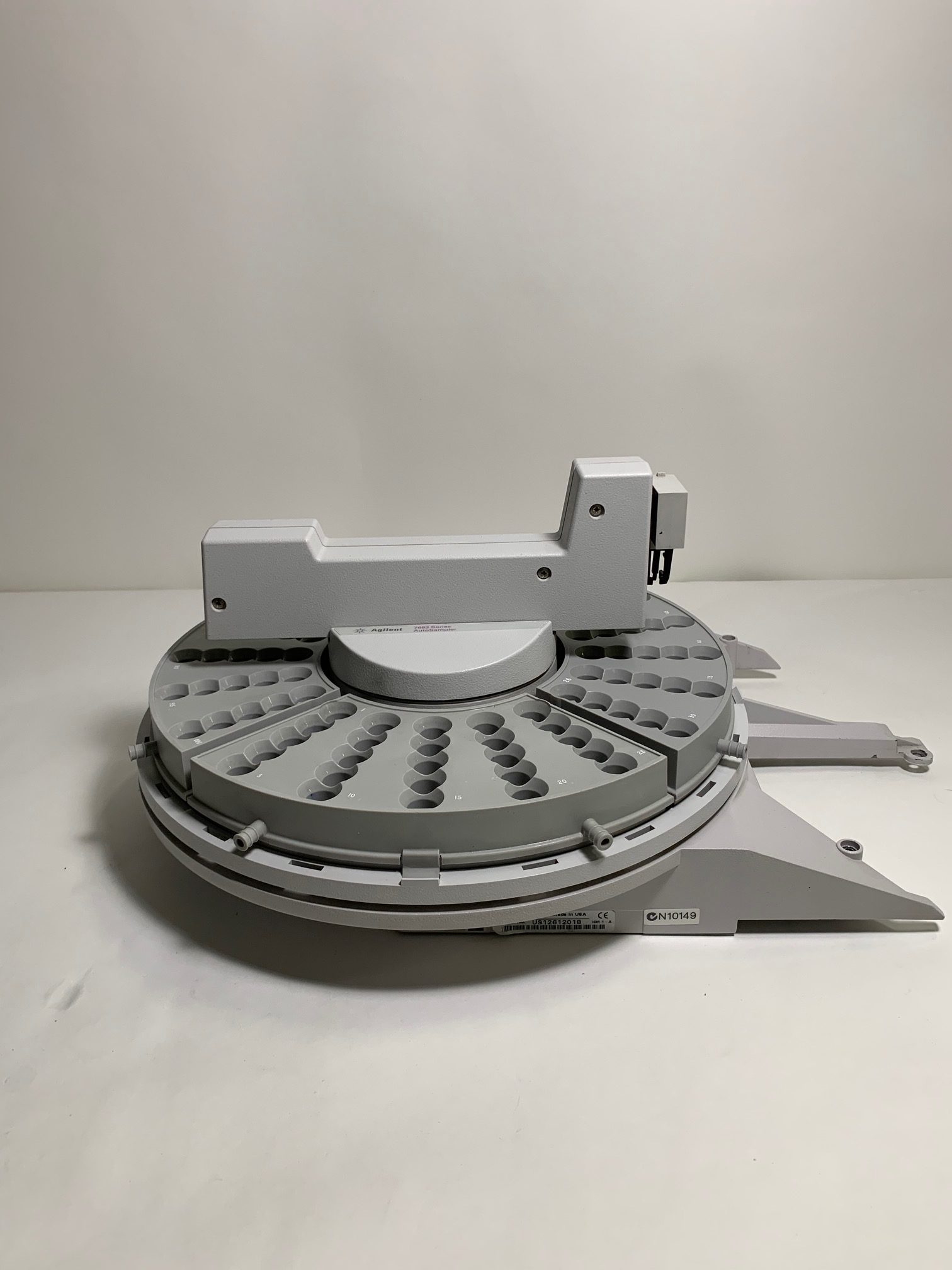 Agilent autosampler tray (G2916A / G2614A)